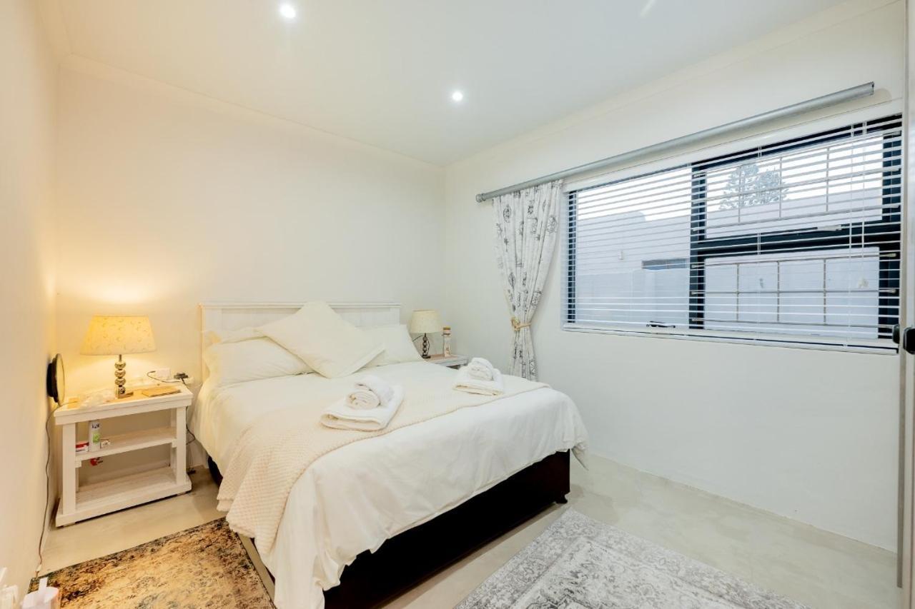 Oceans Cottage Struisbaai Εξωτερικό φωτογραφία